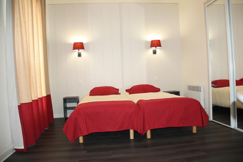 Vvf Pays Basque Sare La Rhune Zimmer foto